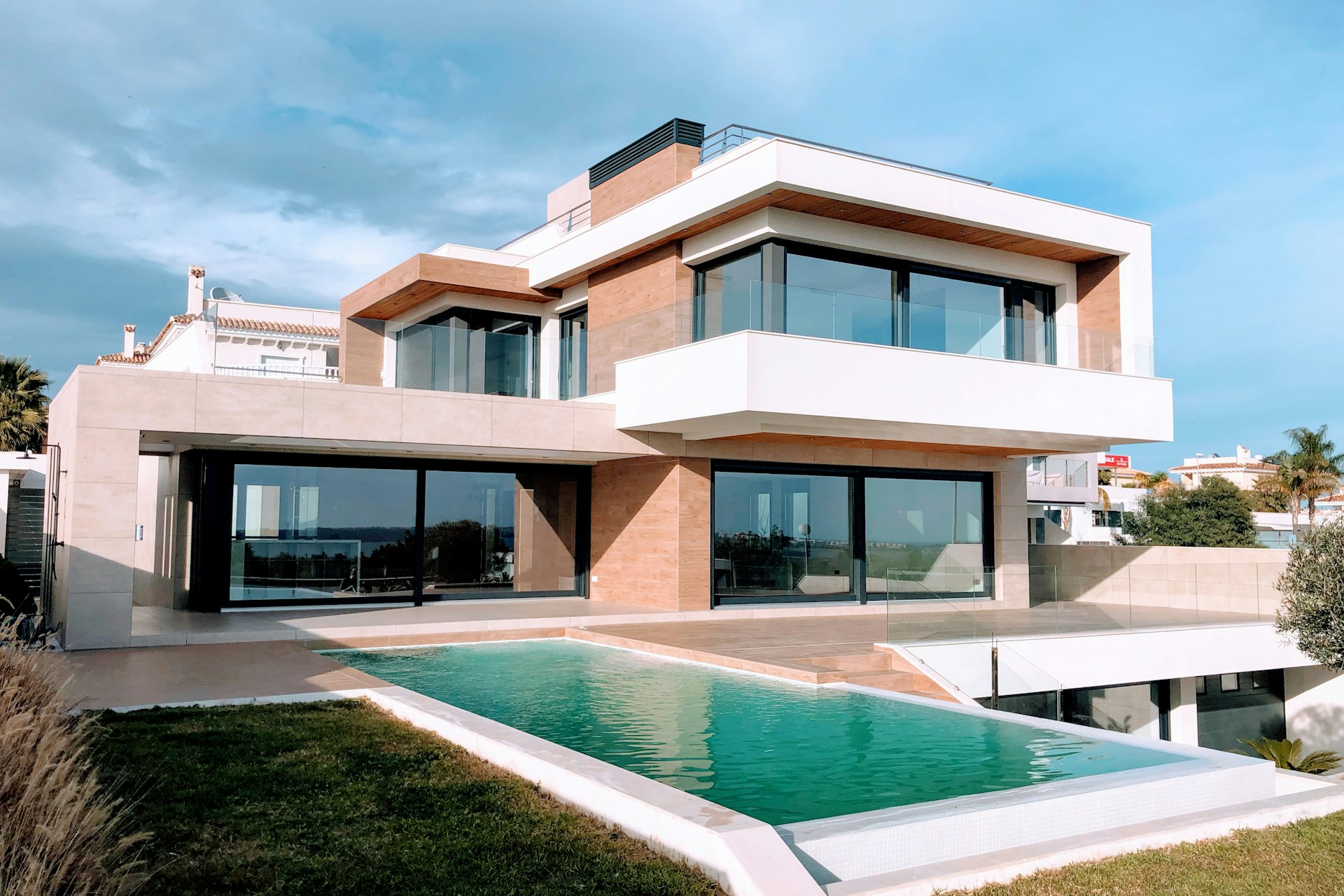 4490 Mulholland Drive